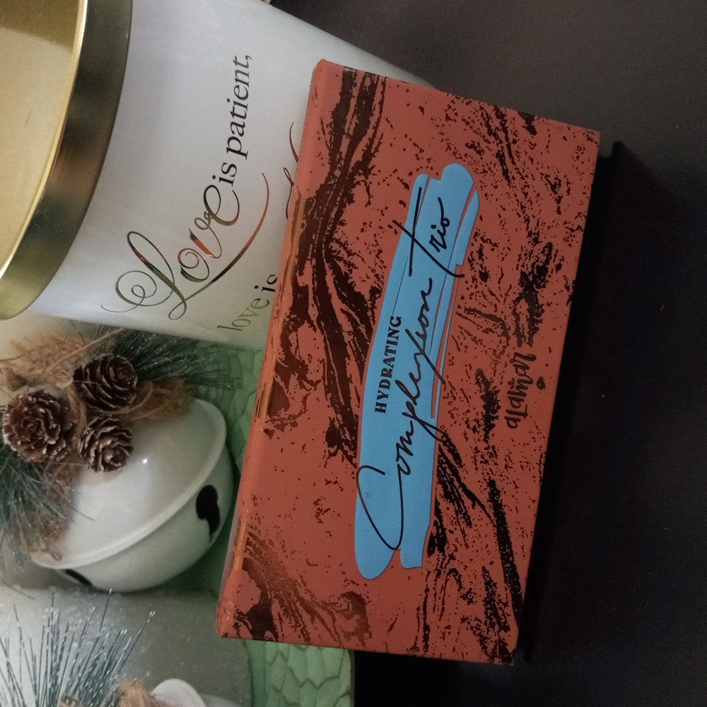 Hydrating Complexion Trio